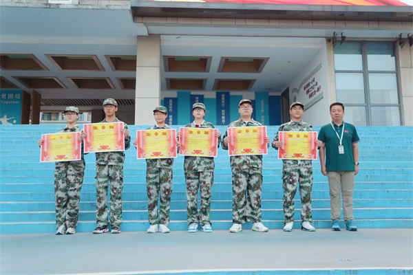 会操表演先进连队.png