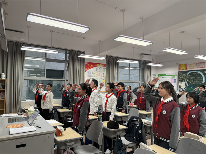 1B042A2EB57AF779E684576E978B0C68.jpg 1B042A2EB57AF779E684576E978B0C68.jpg