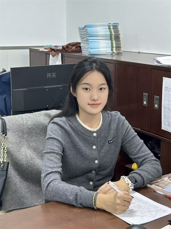 梅中 常滕菁.jpg