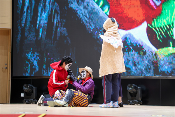 高二 7 寻梦环游记.jpg