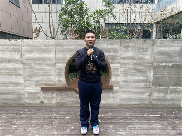 《放空》.jpg 《放空》.jpg