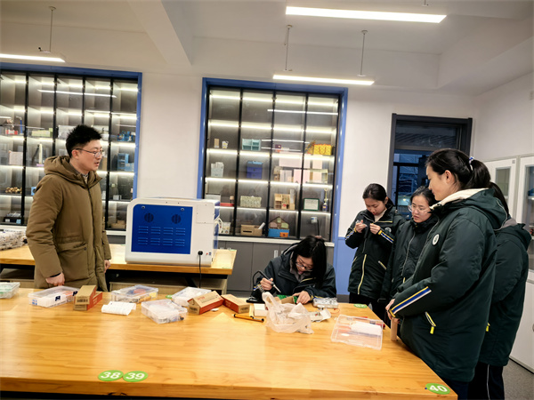 mtxx01.jpg mtxx01.jpg