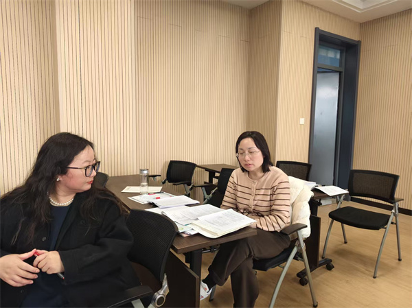 卞家慧主任评课.jpg 卞家慧主任评课.jpg