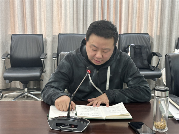 张鹏副校长点评并提工作要求.jpg 张鹏副校长点评并提工作要求.jpg