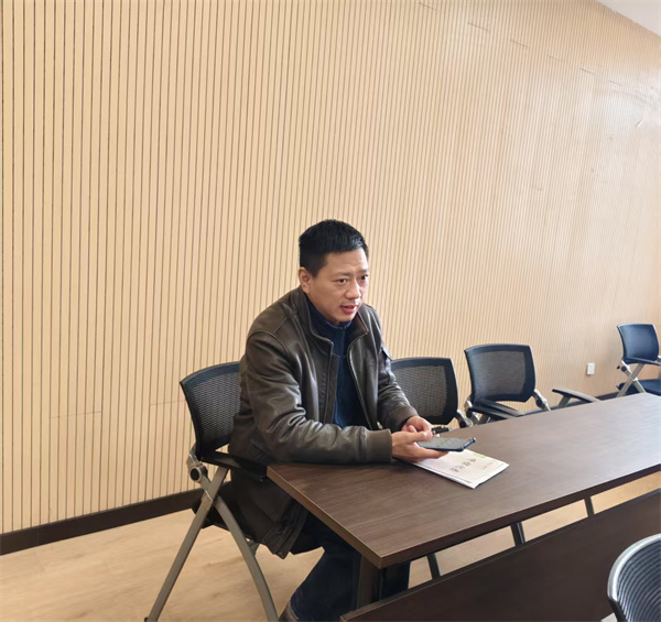 赵平副校长评课.jpg 赵平副校长评课.jpg