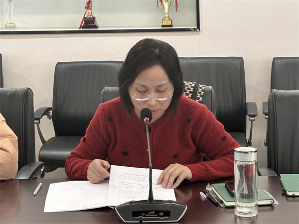 学工处发言.jpg 学工处发言.jpg