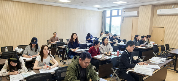 听课现场.jpg