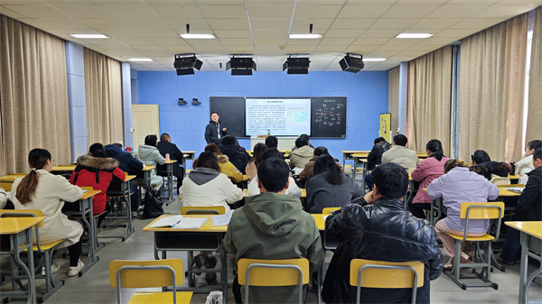 活动现场.jpg 活动现场.jpg