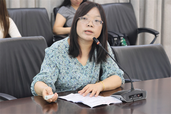 树人高中教研组长戴凤老师发言.jpg