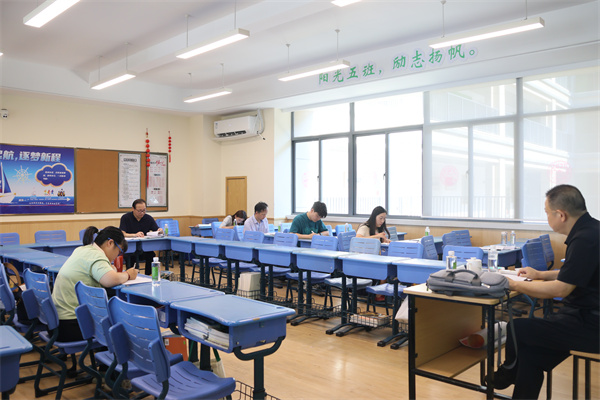 化学：做题现场.jpg