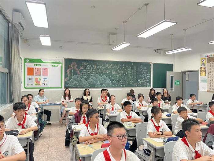 教师听课2.jpg