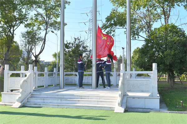 3升国旗.jpg