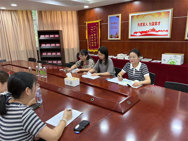 肖翠翠.jpg