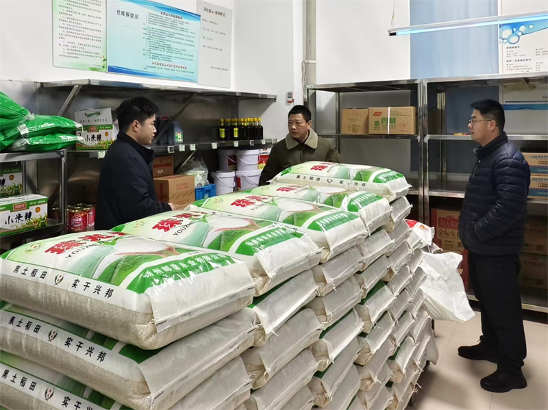 九龙湖2 食堂.jpg