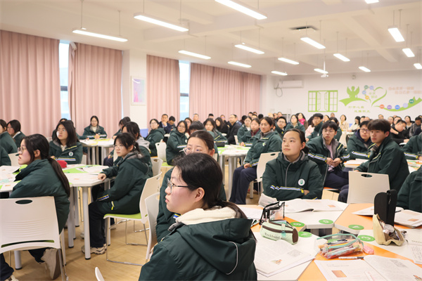 学生课堂.jpg 学生课堂.jpg