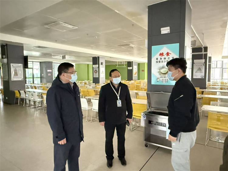 检查食堂.jpg