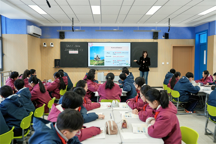 3_2 严悦老师执教.jpg