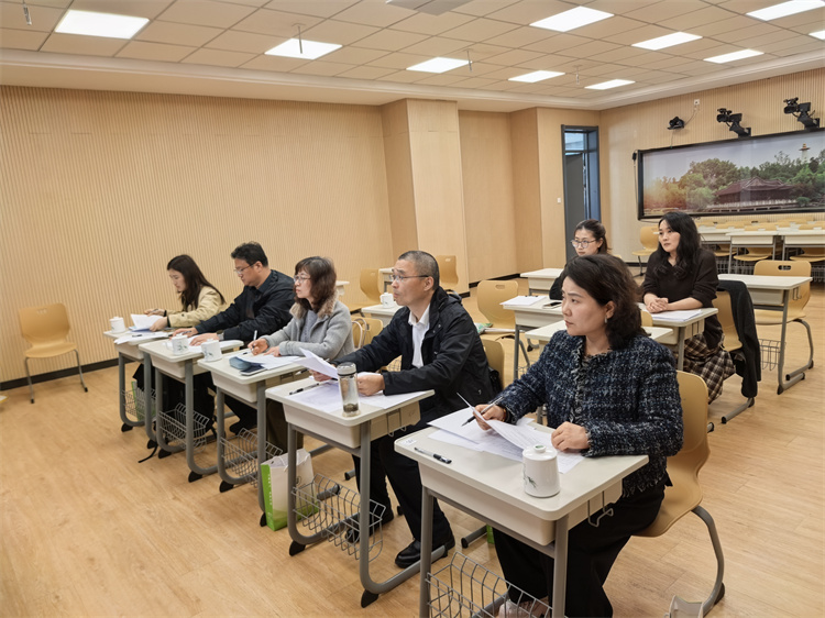 4课堂教学展示评委.jpg