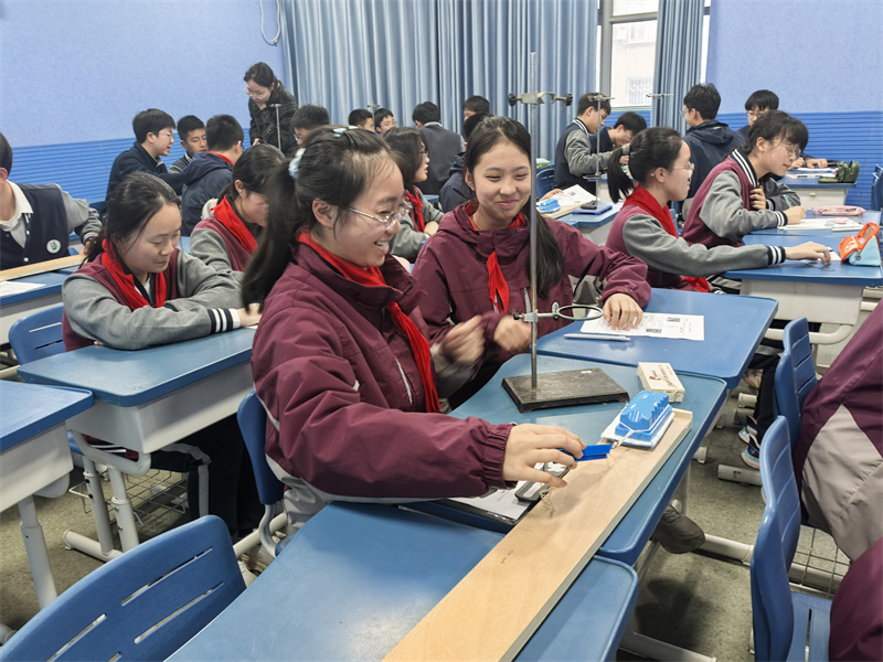 学生 (2).jpg 学生 (2).jpg