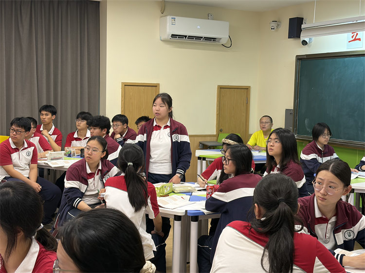学生课堂1.jpg