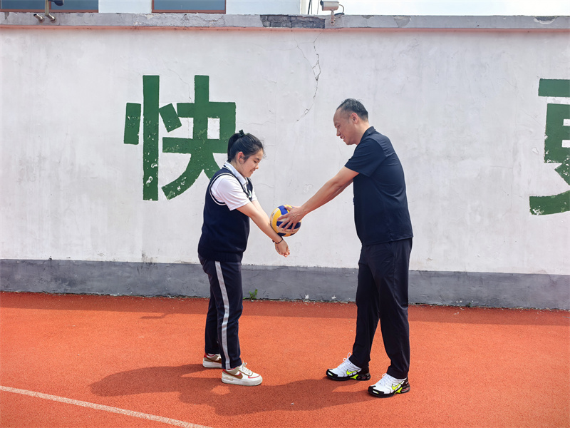 汤卫林.jpg