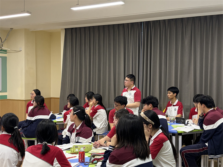 学生课堂2.jpg