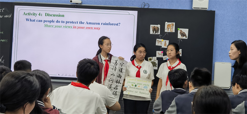 杨老师课堂学生展示5.jpg