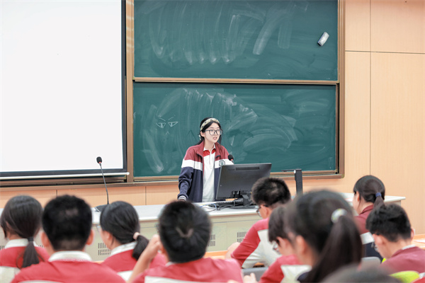 学年总结.jpg 学年总结.jpg