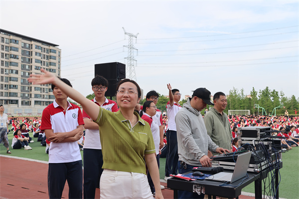 观众互动1.jpg