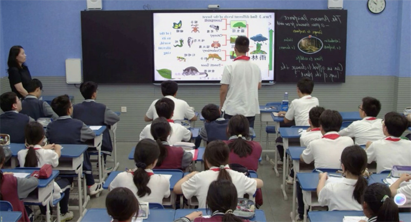 杨老师课堂学生展示1.jpg