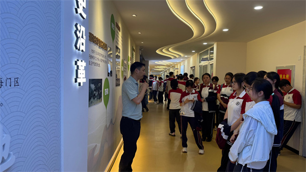 参观过程2.jpg