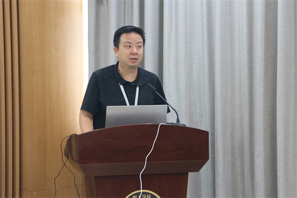 凤栖湖校区校长张鹏提工作要求.jpg