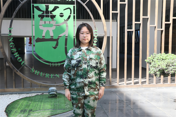 高一4班姚思佳.jpg 高一4班姚思佳.jpg