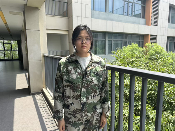 国际部冯甜甜.jpg