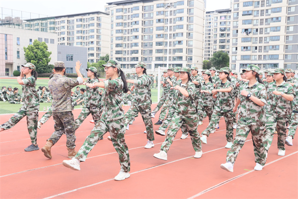 6X2A2658.jpg 6X2A2658.jpg