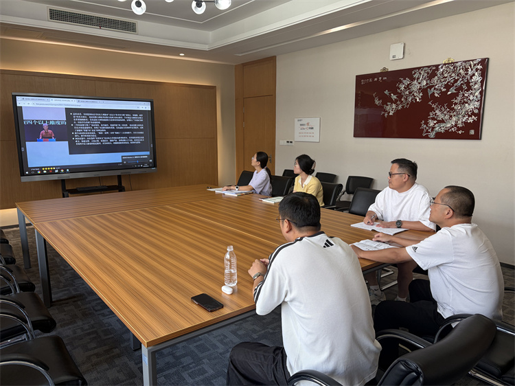 观摩学习现场.jpg