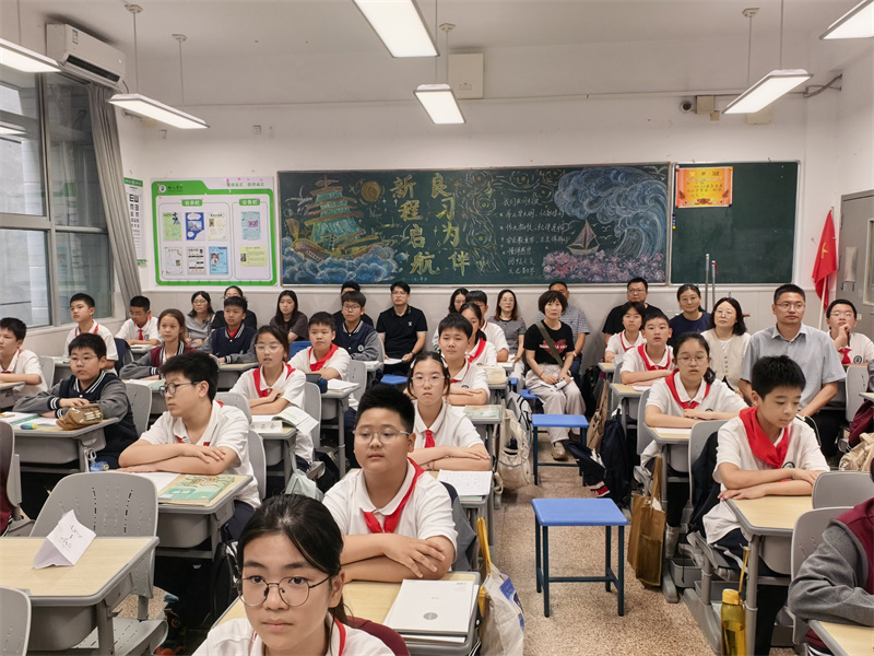 初一数学组听课.JPG