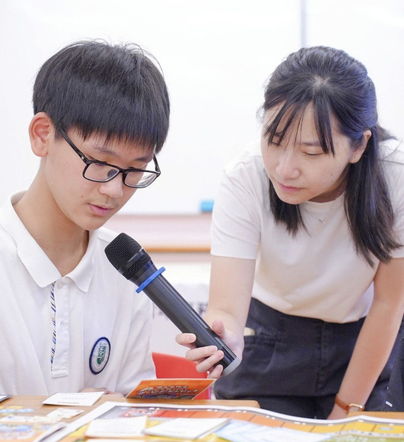 5_1-2_香港学校课堂互动.jpg