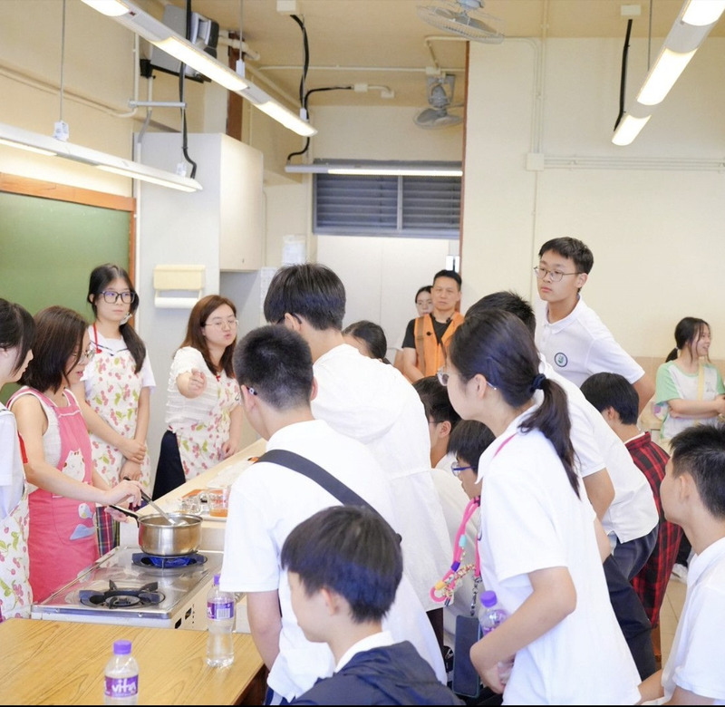 5_3-1_香港学校烹饪课交流.jpg